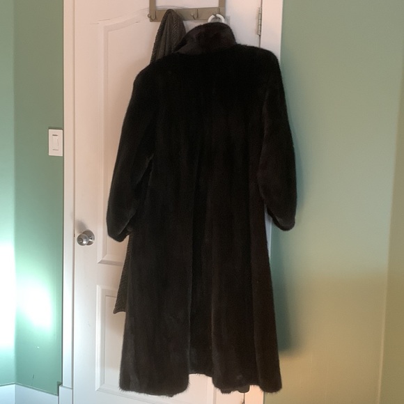 Womens Male Black Ranch Mink “swing” coat. Sz 16. - Picture 5 of 9